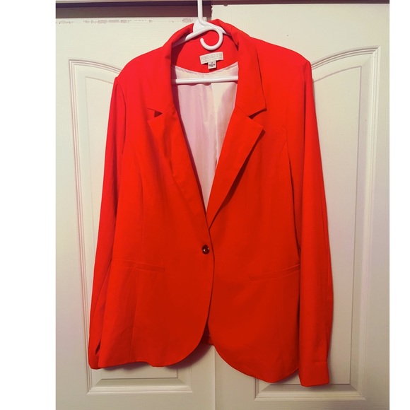 Blazer - Picture 1 of 2